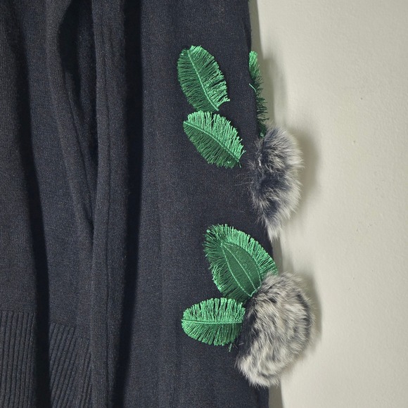 Sioni Black Mock Neck Sweater L Green Leaf Faux Fur Sleeve Embellishments NWT - Picture 4 of 7